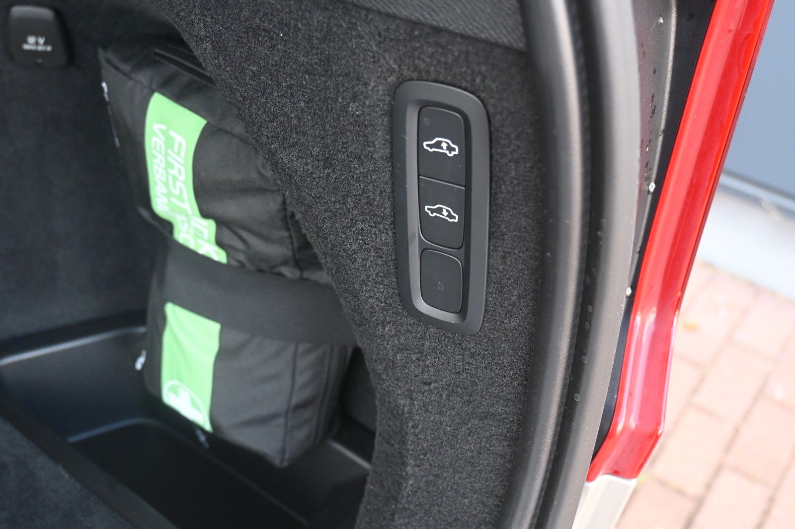 Fahrzeugabbildung Volvo XC90 B5D AWD Ultimate Bright*LED*PANO*STHZ*B&W*