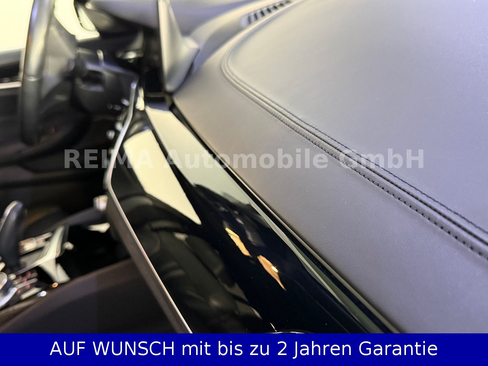 Fahrzeugabbildung BMW 520 i M Sport Touring, Pano, LED, 360°, H&K
