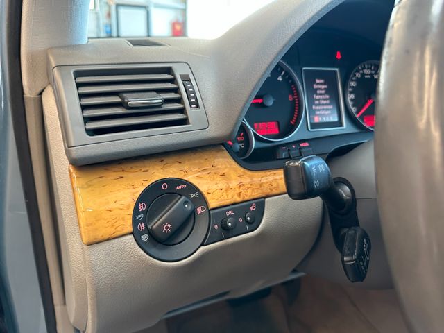 MYAUTOCENTER – Gebraucht- und Jahreswagen mit Werkstattservice in Pfaffenhofen Audi A4 Avant 3.0 TDI quattro *Navi*Klima*