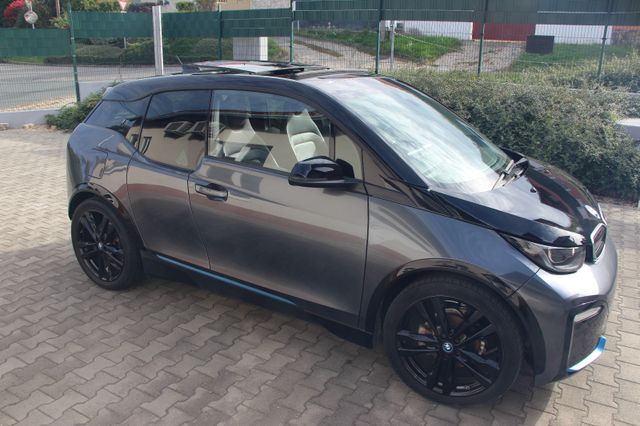 BMW i3s 2020 Leder Pano Kamera 20Zoll LED Keyless 