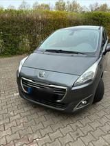 Peugeot 5008 1.6 BlueHDI 7 Sitze - Peugeot e-5008