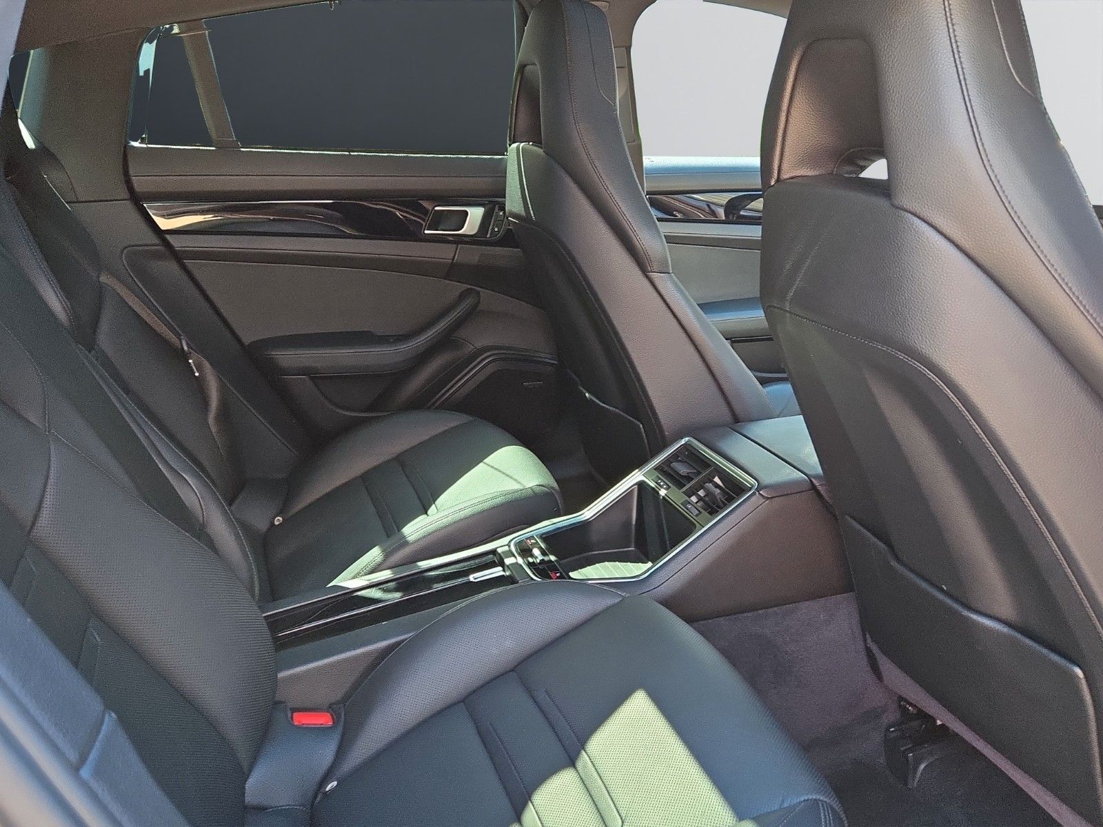 Porsche Panamera 4 3.0 V6 BOSE TOW PANO SHZ 22 ZOLL... foto 13