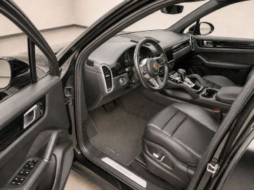 Porsche Cayenne - 10