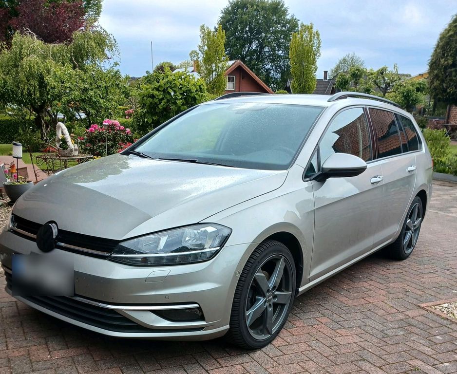 Image of Volkswagen Golf