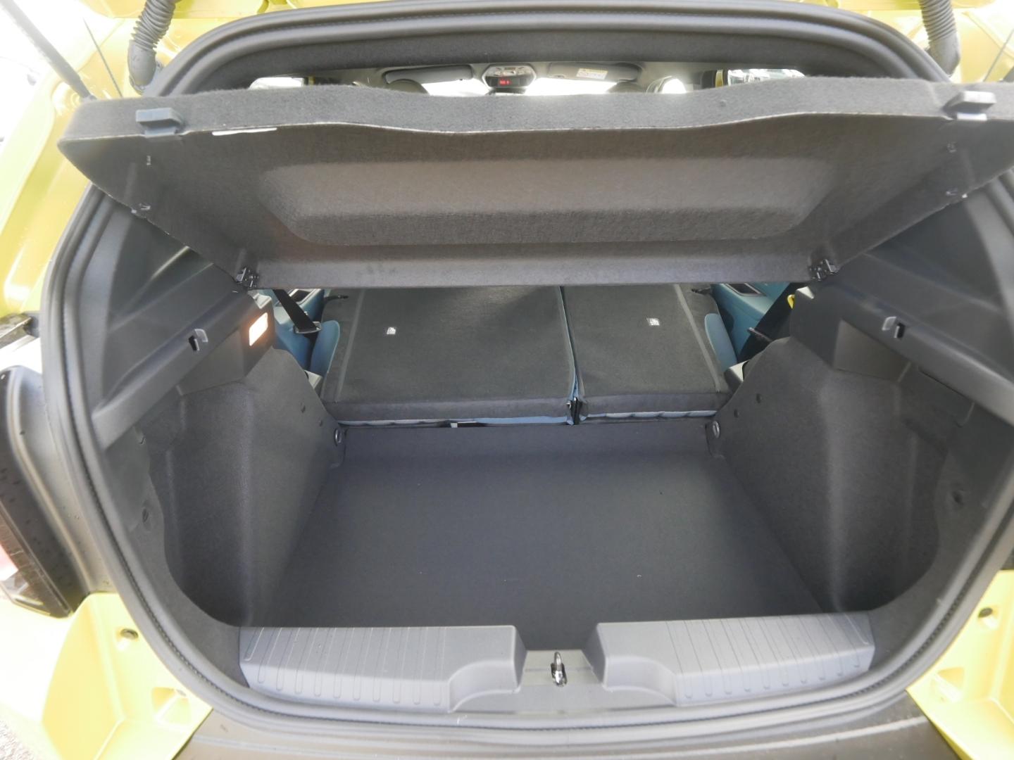 Fiat Grande Panda LA PRIMA HYBRID 1.2 eDCT 110 PS WIN