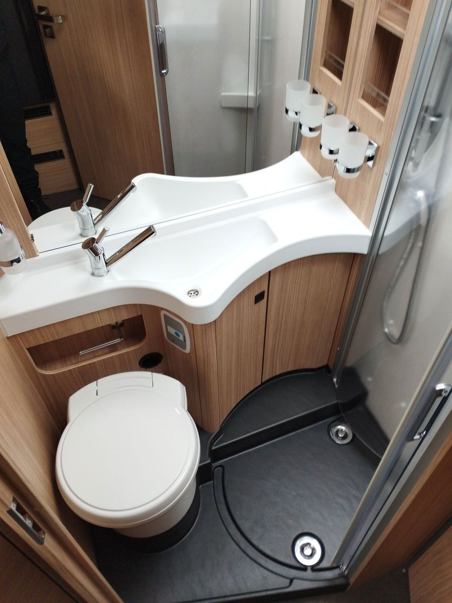 Fahrzeugabbildung Malibu T 430 KB LE comfort Navigation, RFK, TV