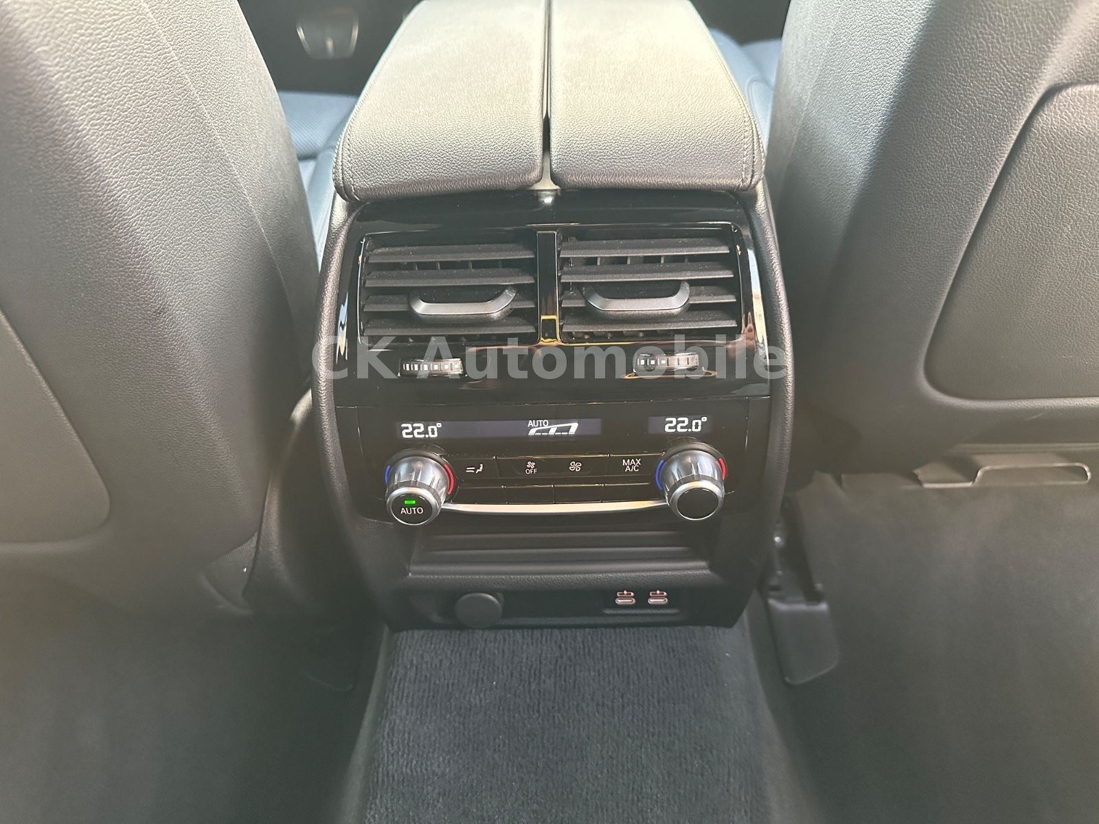 Fahrzeugabbildung BMW 530d xDrive M-Sport Facelift/Laser/Head-Up/AHK