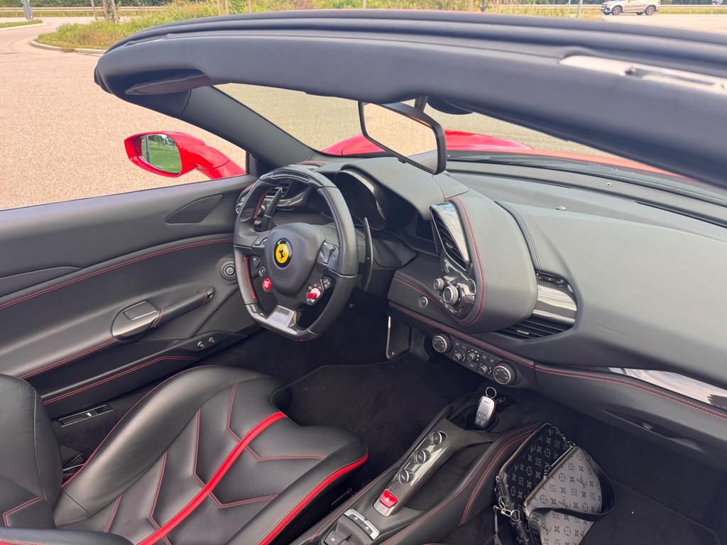 Ferrari 488 Spider