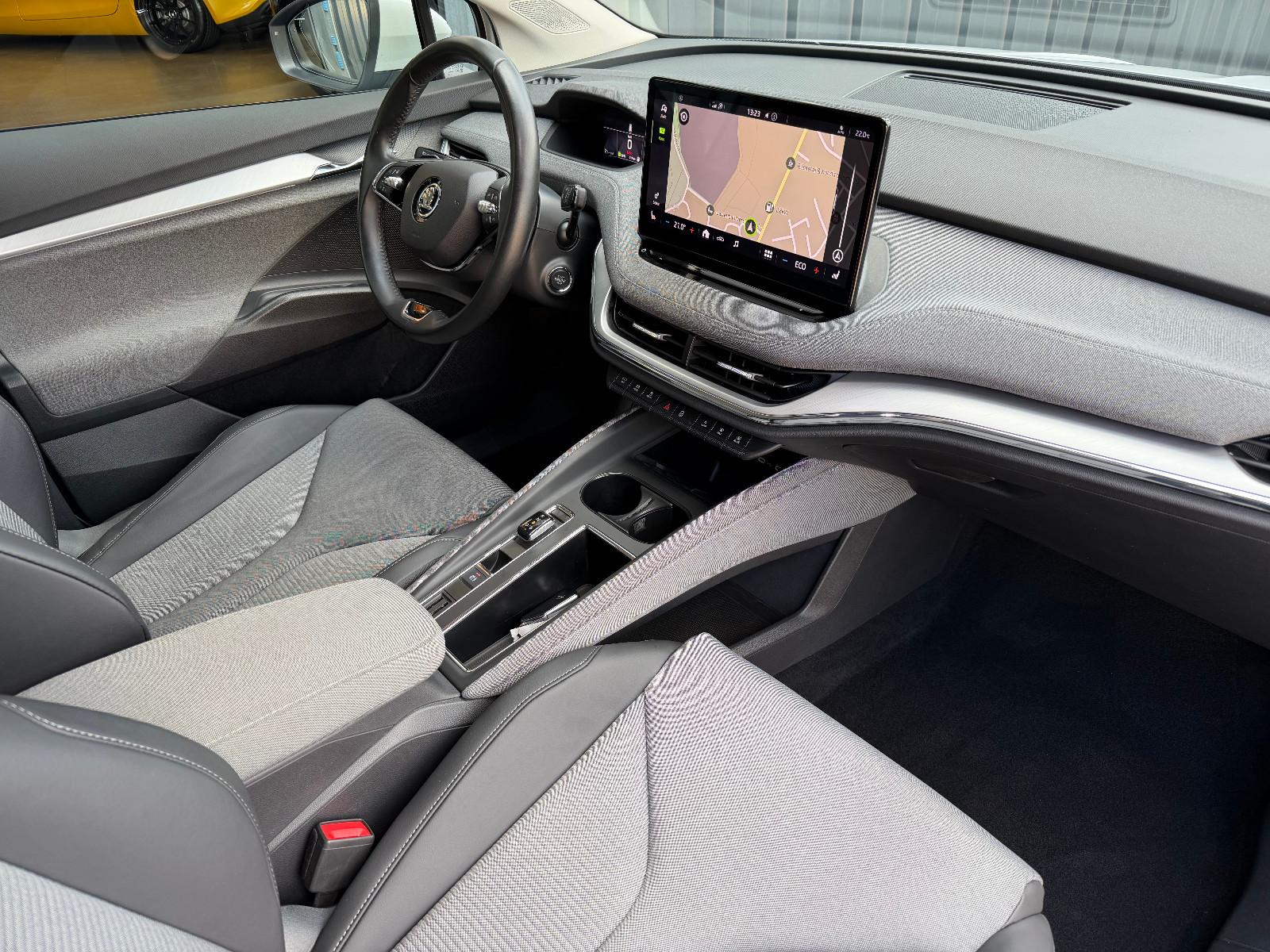 Skoda ENYAQ IV 60 LOFT*T-LEDER*LED*19 ZOLL*NAVI