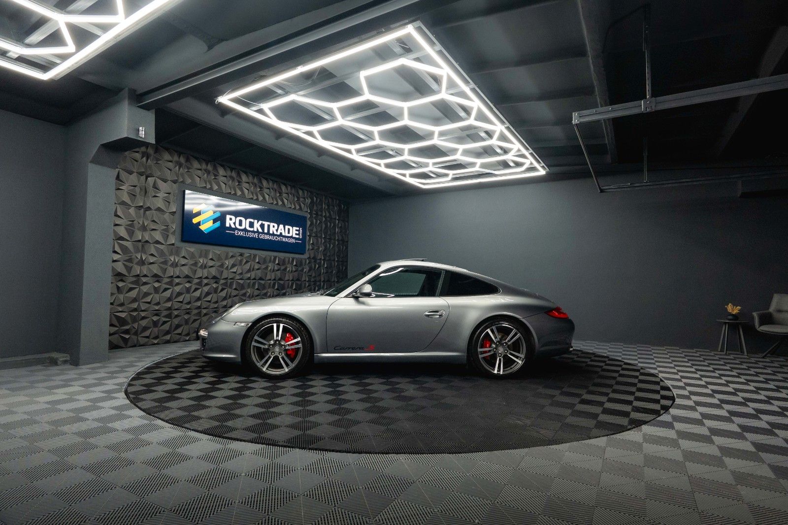 Fahrzeugabbildung Porsche 997.2 911 Carrera S Coupe Sport Chrono+ Bi-Xenon