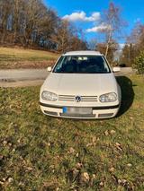 Volkswagen Golf 4 Variante  Winterauto - Volkswagen Golf aus 2001: Variant