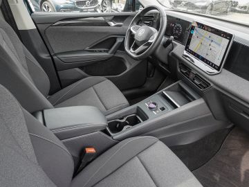Volkswagen Tiguan - 8