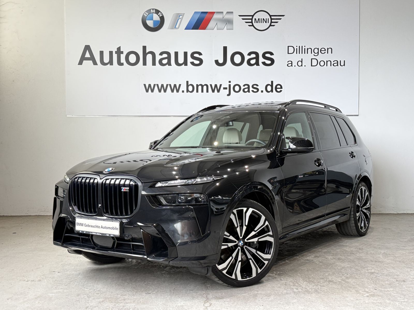 Fahrzeugeinzelansicht 4 Fahrzeugabbildung BMW X7 M60i |Sitzbelüftung |AHK |Panorama Glasdach
