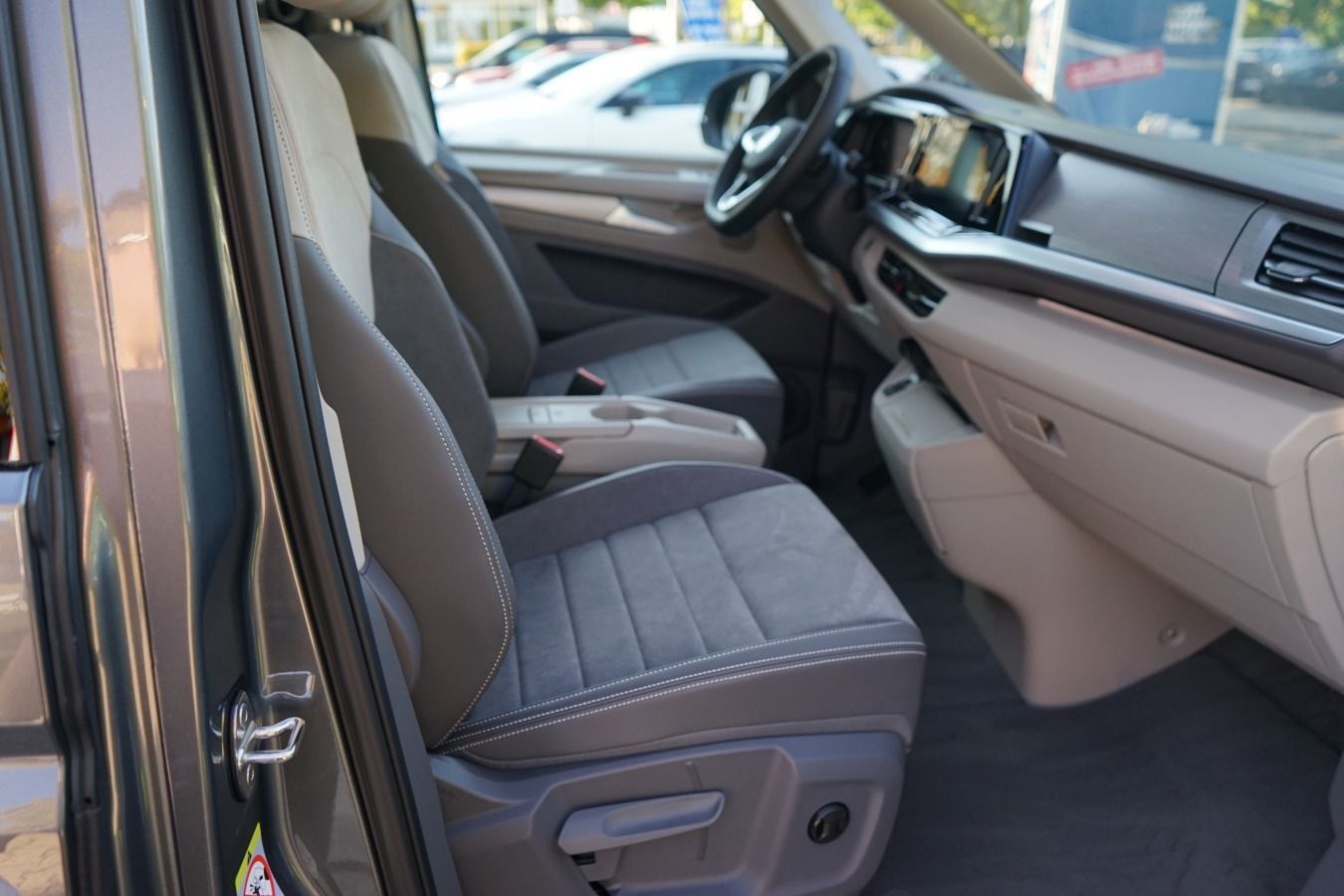 Volkswagen T7 Multivan - Bild 7