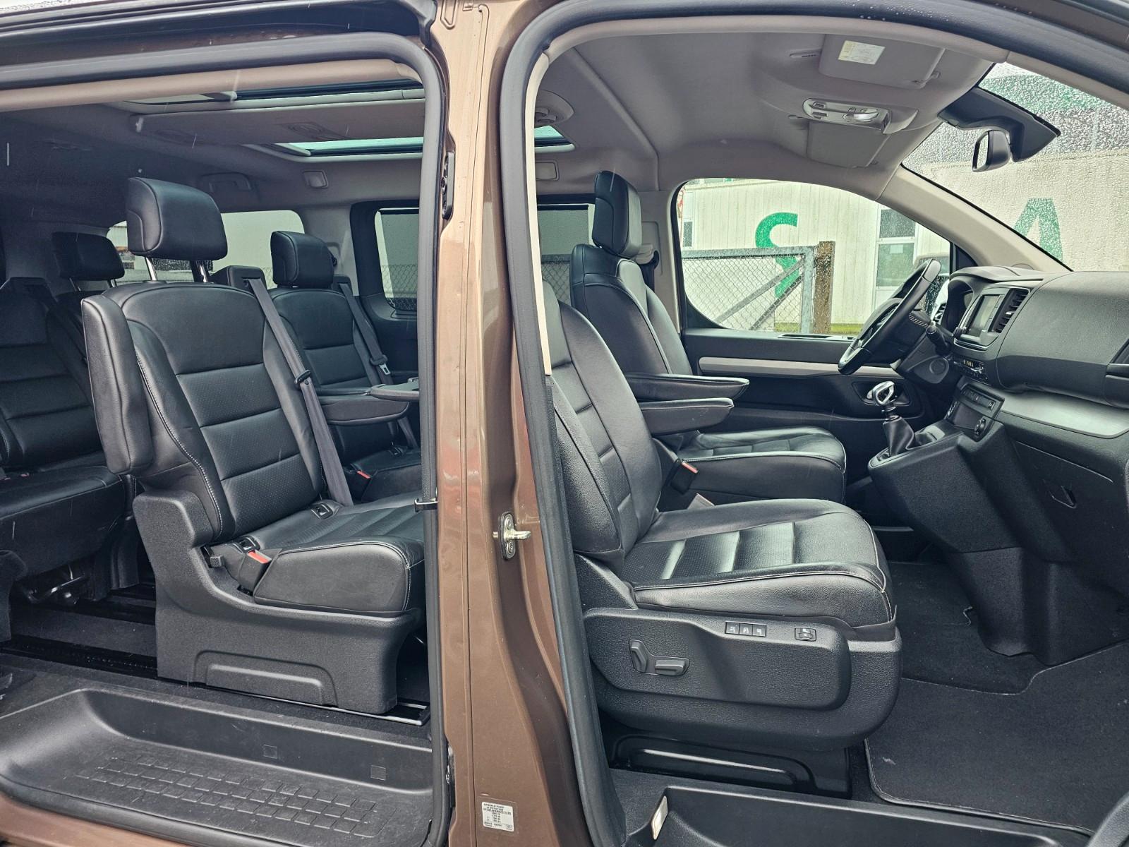 Peugeot Traveller Business VIP L3 leder/Panorama Head-up