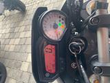 Yamaha FZ8 N - YAMAHA FZ8
