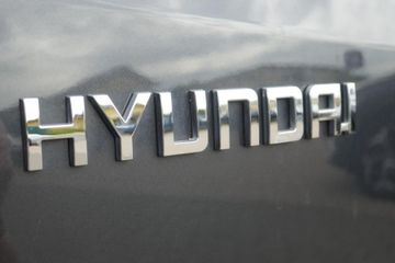 Hyundai TUCSON - 11