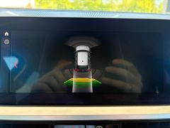 Fahrzeugabbildung BMW 318i T Sport Line LED*Tempomat*Kessy*Navi AHK Sh