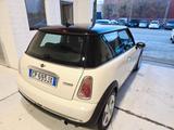 MINI Mini 1.6 16V Cooper Neopatentati - MINI Cooper aus 2005
