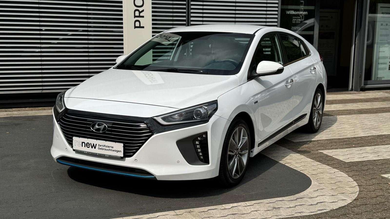 Fahrzeugabbildung Hyundai IONIQ Premium Hybrid
