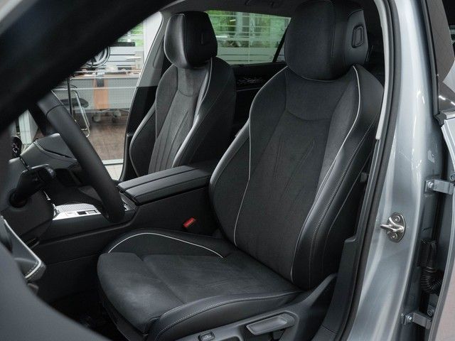 Passat Variant Elegance eHybrid AHK Business Pre