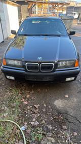 BMW E36 316i Compact, Schiebedach  - BMW 316 aus 1997: Compact