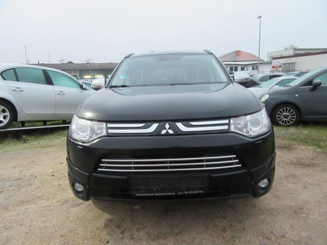 Mitsubishi Outlander ClearTec Instyle 4WD Navi, Euro 5