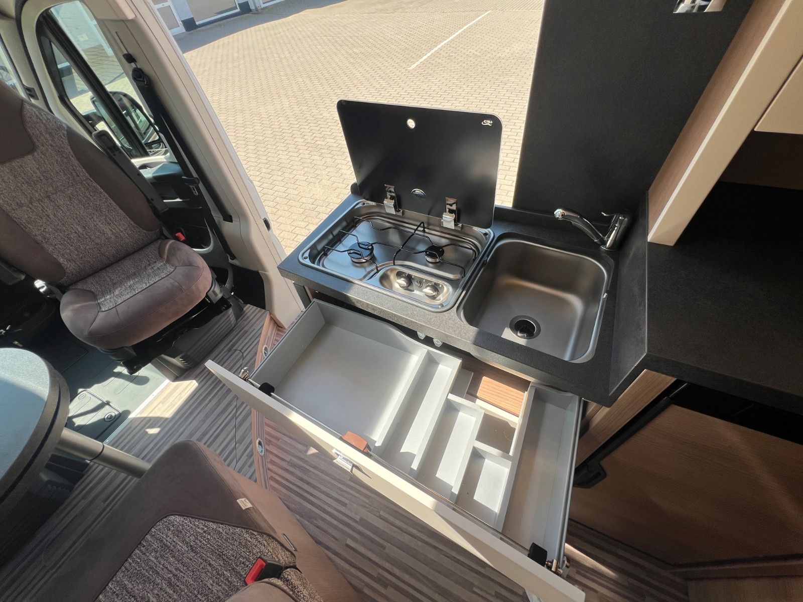 Fahrzeugabbildung Malibu Van diversity GT skyview 640 LE K