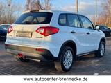 Suzuki Vitara 1.6 Comfort 4x4*AHK*PDC* - Suzuki Vitara mit Benzin-Antrieb: Geländewagen, 1.6