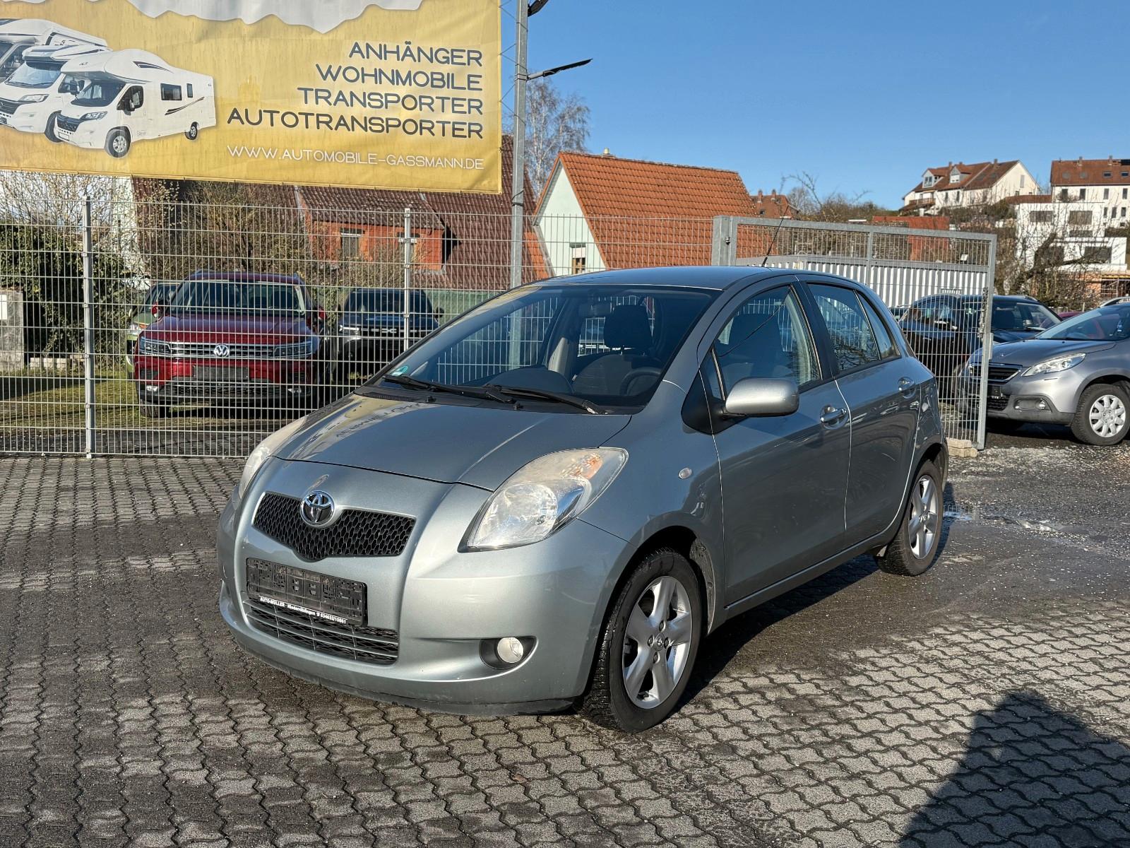 Toyota Yaris Executive 1.3 i Automatik Klimaaut. TüvNeu