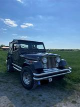 Jeep CJ - Jeep CJ: Geländewagen