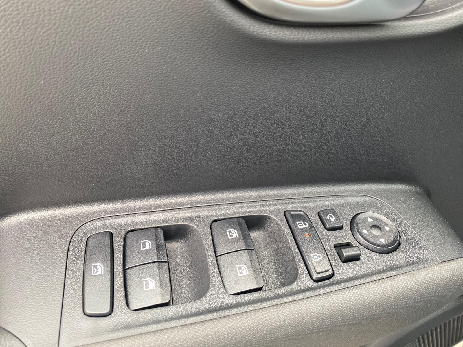 Fahrzeugabbildung Hyundai INSTER Elektro 85 kW APP+KLIMA+ACC+KAMERA+17"Alu