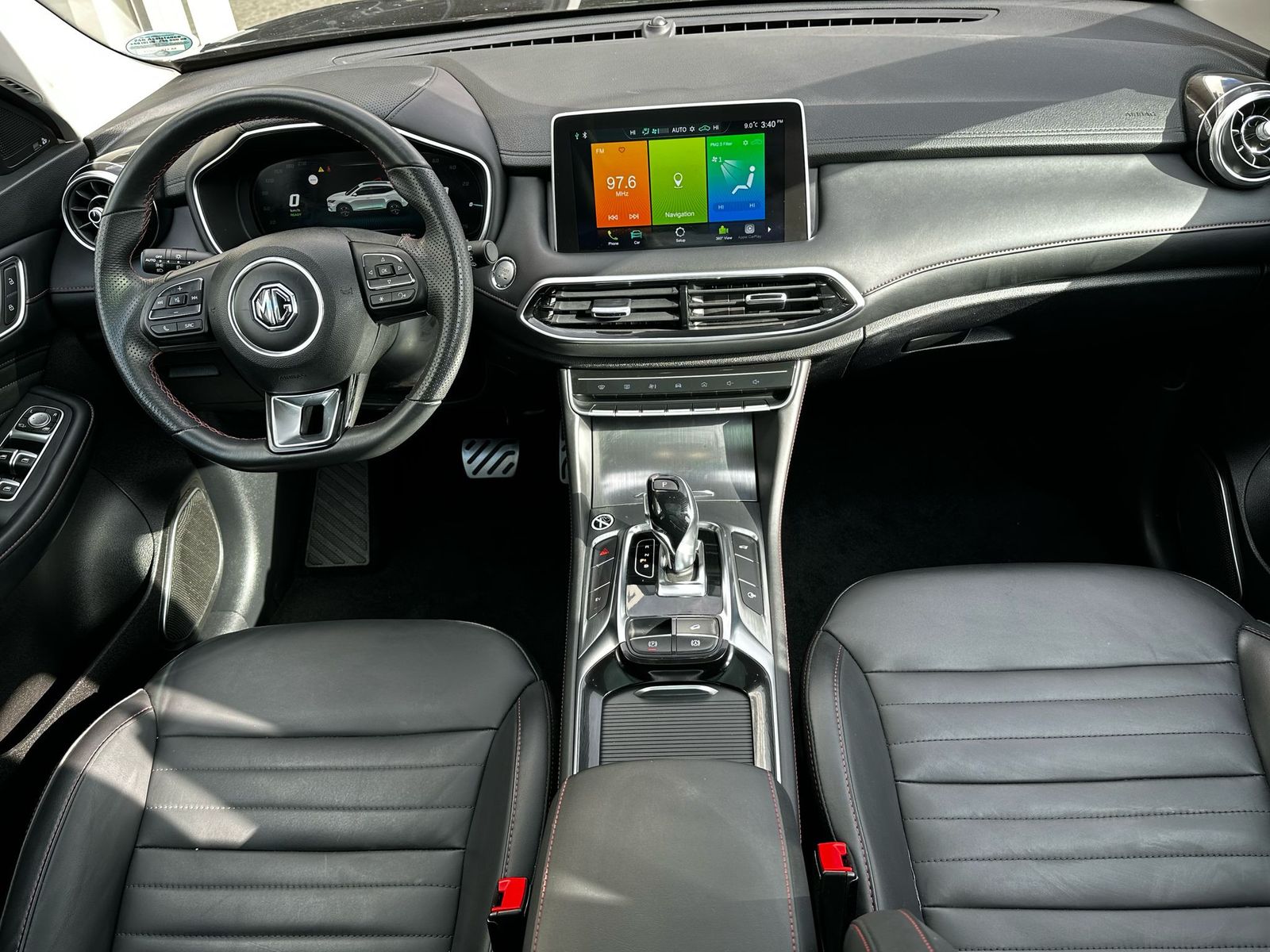 Fahrzeugabbildung MG EHS Luxury PANO+LEDER+NAVI+SHZ+KAMERA+ACC+360°+