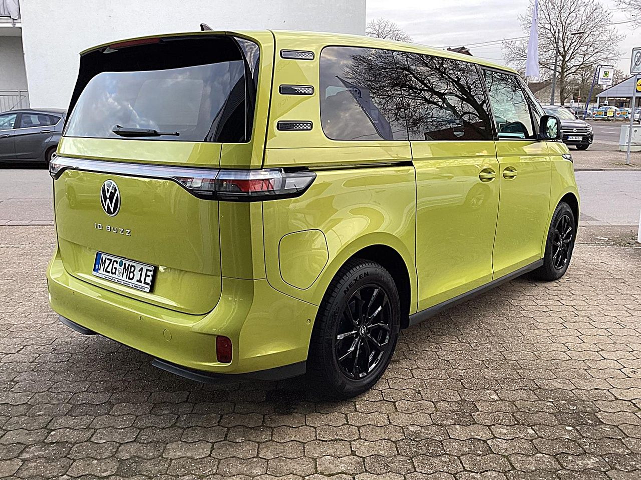 Fahrzeugabbildung Volkswagen ID.Buzz Pro Klima Navi Alu 21"