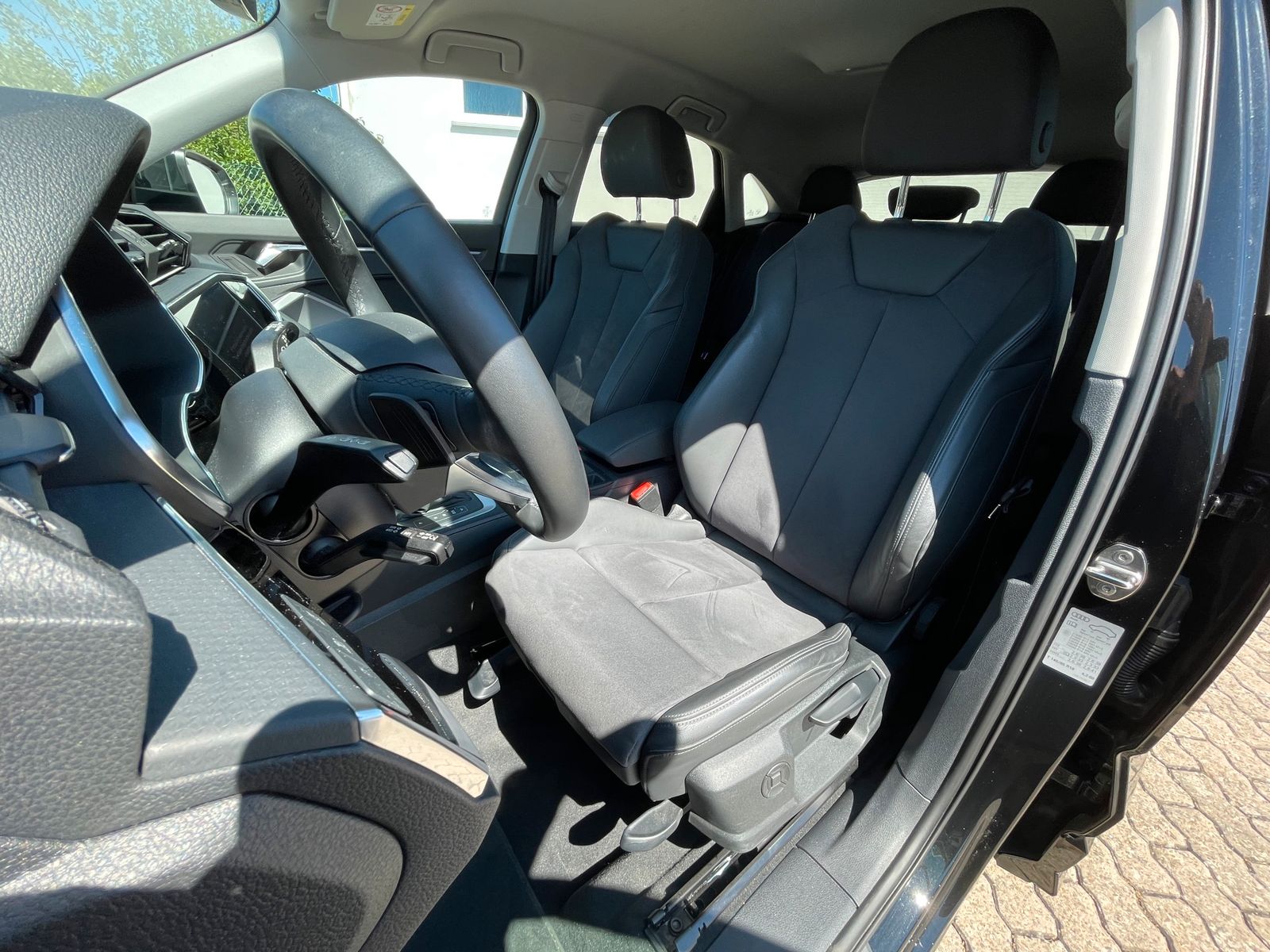 Audi Q3 Spb S line 40 TFSI qu. S tr. ACC AHK eHECK LE foto 11