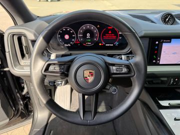 Porsche Cayenne - 4