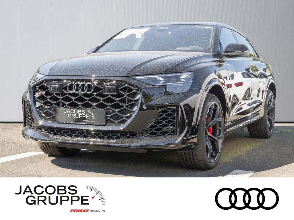 Audi RSQ8