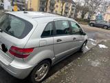 Mercedes-Benz B 180 CDI - - gebrauchte Mercedes-Benz B 180 aus dem Jahr 2006