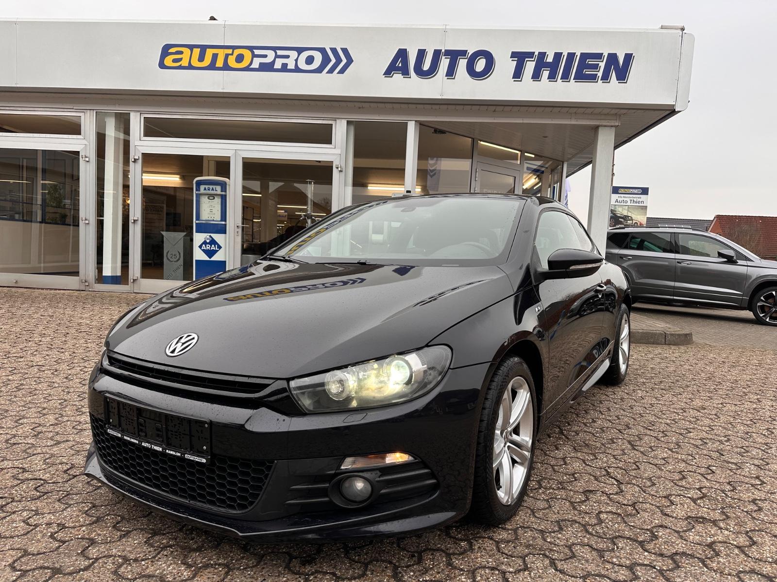 Volkswagen Scirocco 2.0 TDI R-Line DSG BiXenon/Leder/GRA/SH
