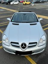 Mercedes-Benz Mercedes SLK 200 Kompressor (R171) - Mercedes-Benz SLK 200 Gebrauchtwagen in Bremen