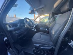 Fahrzeugabbildung Trafic Combi L2H1 3,0t Evolution 2.0 BLUE dCi 15