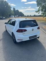 Volkswagen Golf 2.0 TSI DSG GTI Performance - Gebrauchtwagen in Sindelfingen