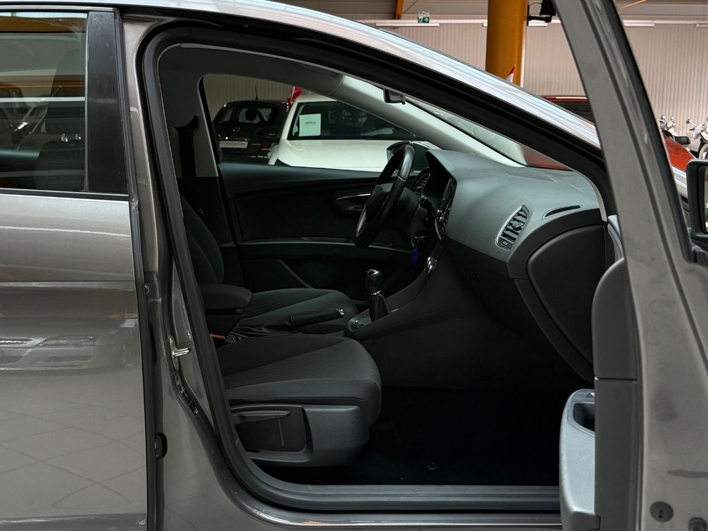 SEAT Leon Style|AUX|Klima|Tempomat|MFL SEAT Leon Style|AUX|Klima|Tempomat|MFL