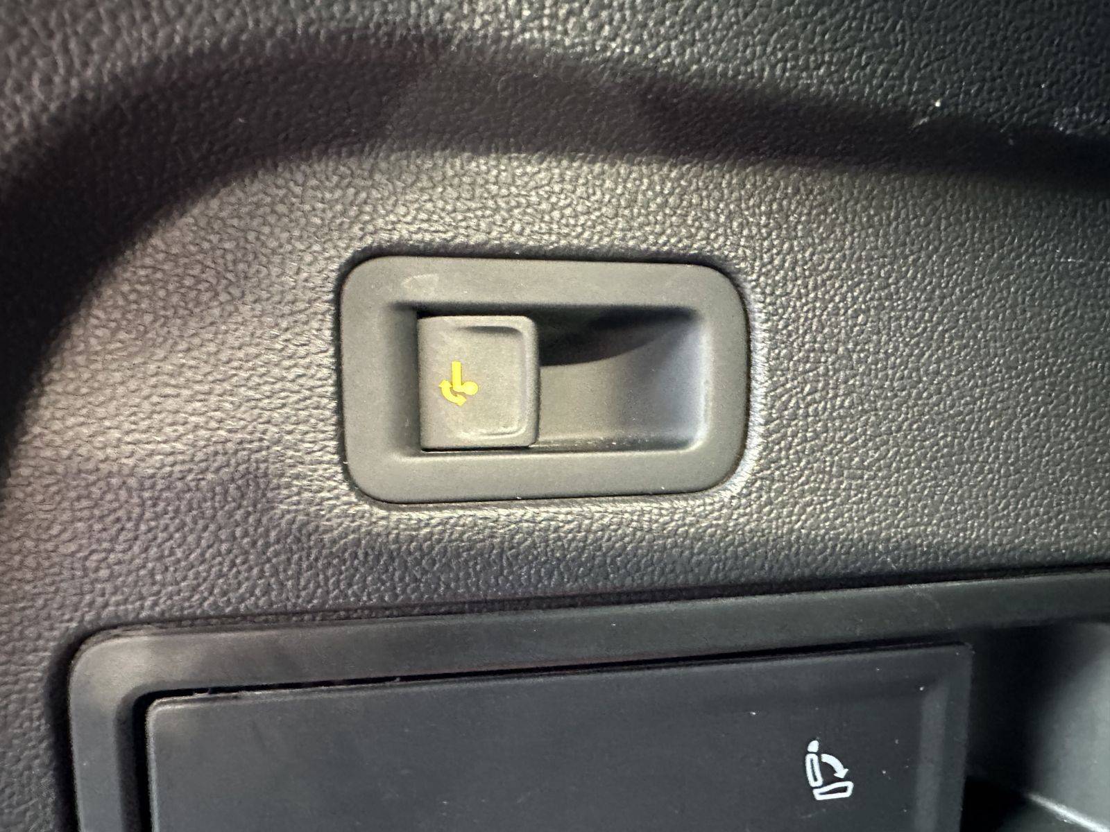 Fahrzeugabbildung Volkswagen Tiguan Allspace Life NAV+IQ-LIGHT+AHK+ACC+19ZOLL