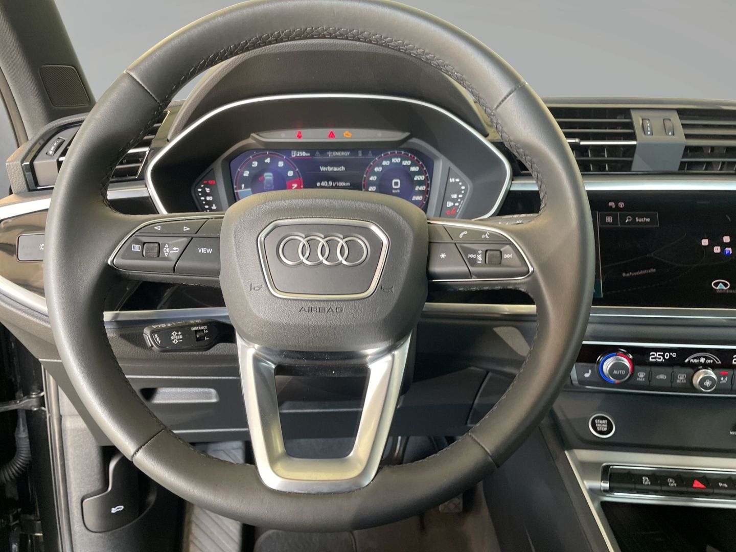 Audi Q3 - Bild 4