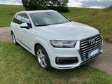 Audi Q7 e-tron 3.0 TDI quattro tiptronic -