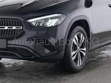 Mercedes-Benz GLA 220 4M Pano Night Offr Tech. Winter P Totw S - Mercedes-Benz GLA-Class: Schiebedach