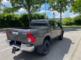 Toyota Hilux 2.4 DoubleCab 4x4 Geländetauglich! - Toyota in Bonn