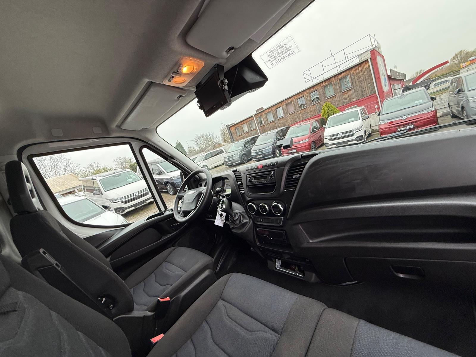 Iveco Daily Fahrgestell Einzelkabine 70 C Radstand