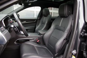 Jaguar F-PACE D300 R-Dynamic SE AWD*Pano,Kamera,Sitzhz.